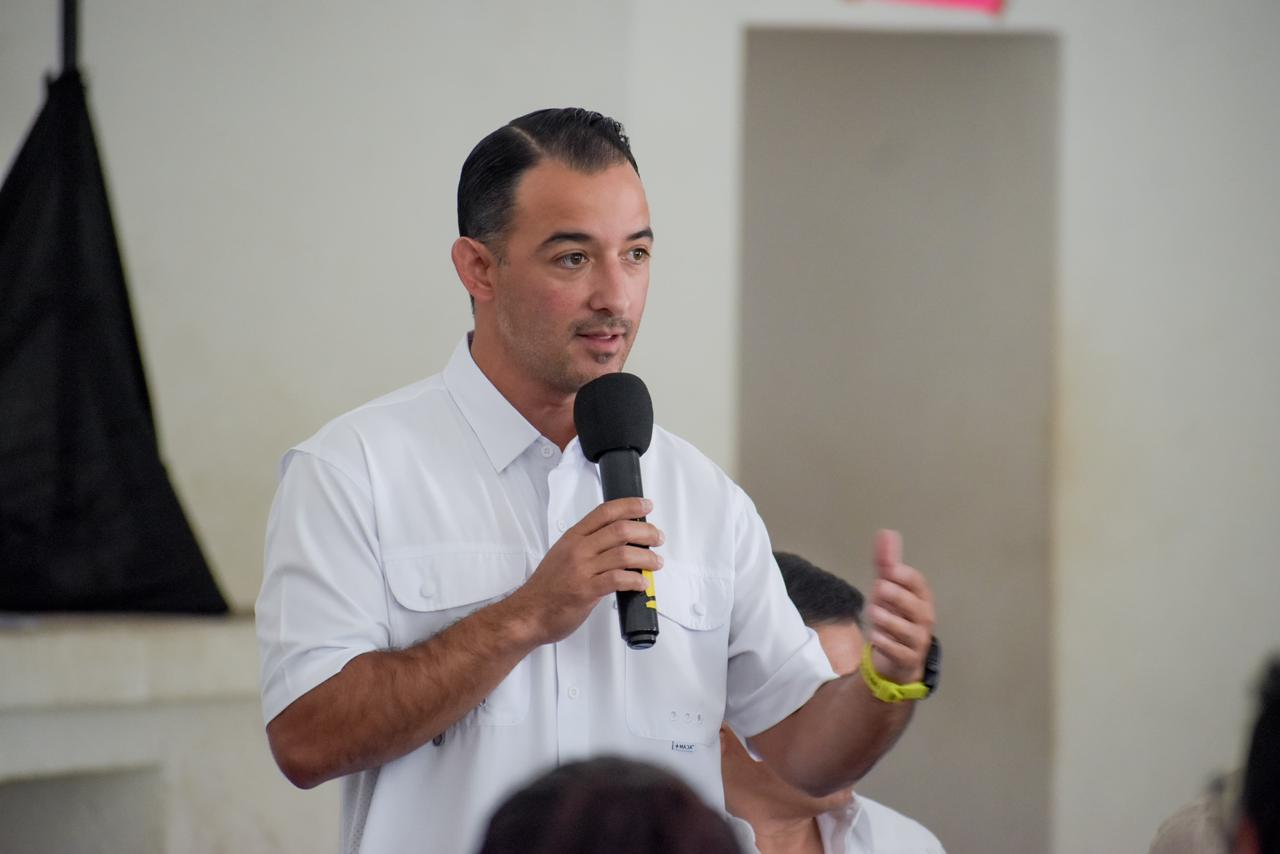 uploads/6/32/01 (2893).Jpeg